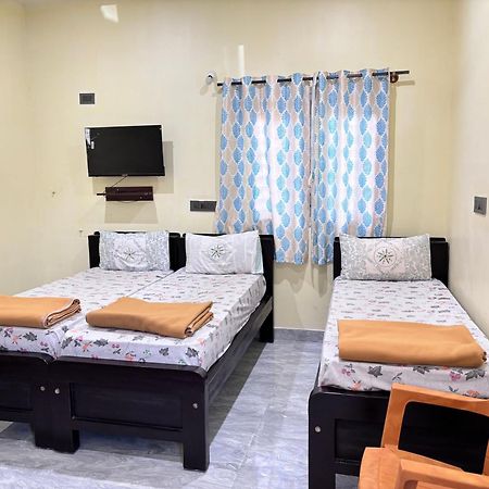 Sri Siri Lodge And Hotel Chikmagalūr エクステリア 写真