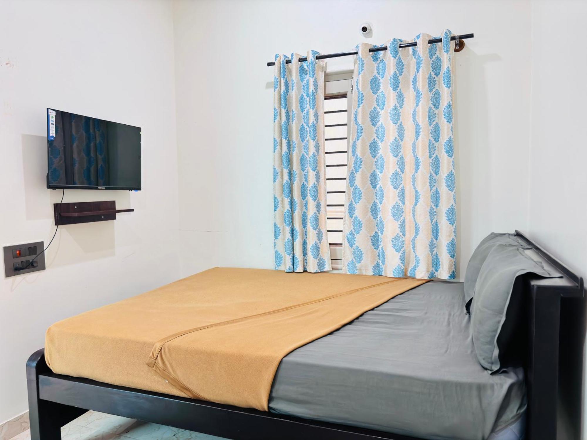 Sri Siri Lodge And Hotel Chikmagalūr エクステリア 写真